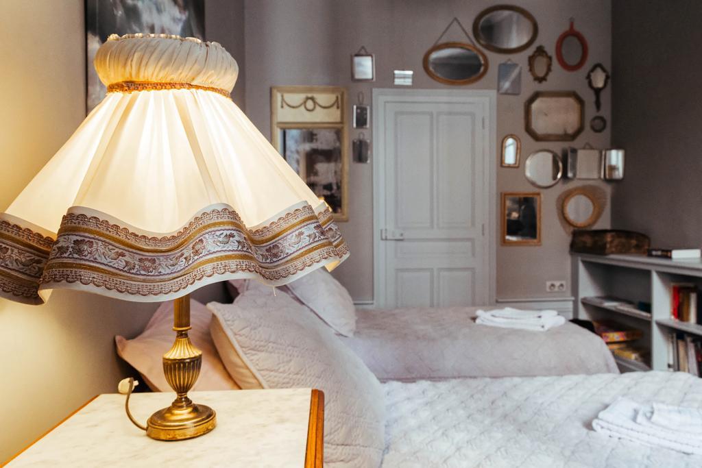 Authentic Flat In Apartment *